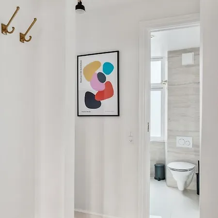 Location - 5 Min To Tivoli And Main Station Apartment