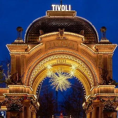 Location - 5 Min To Tivoli And Main Station