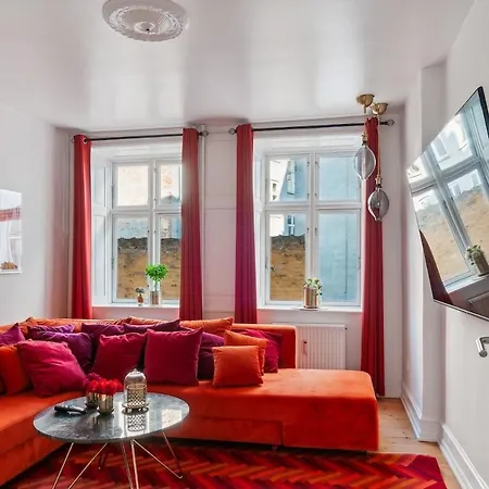 Location - 5 Min To Tivoli And Main Station Daire *